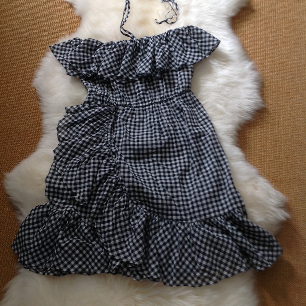 GINGHAM RUFFLE DRESS 🌸 - Picture 5 of 8
